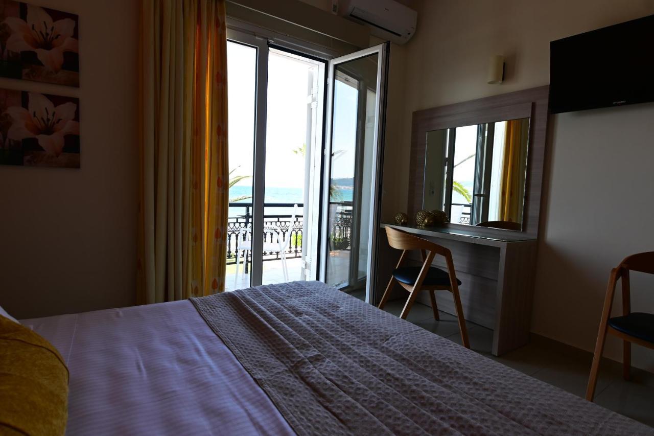 Nadia'S Studios & Apartments In Argasi, Sea-View Eksteriør bilde